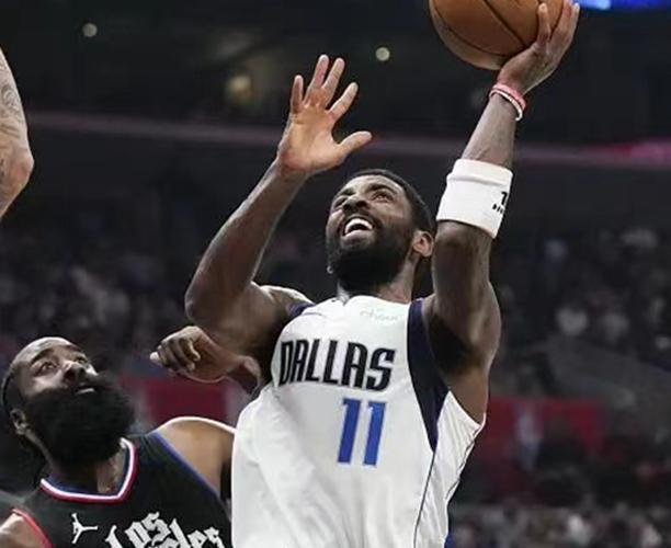 雷火电竞网址-火箭队带伤作战，打出闪光表现