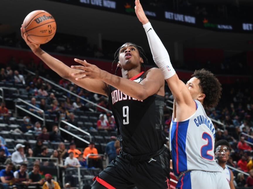 火箭队带伤作战，打出闪光表现