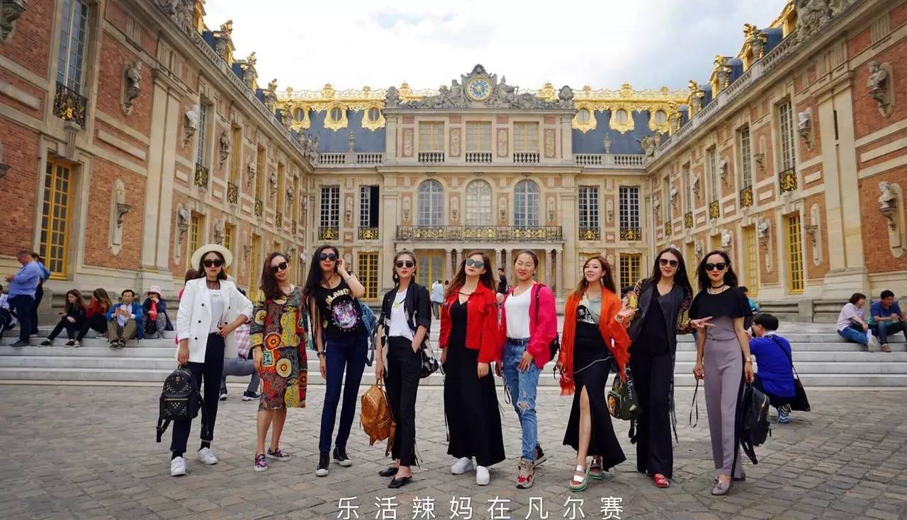 球队领队在出差期间被曝出与女性闺蜜关系的简单介绍