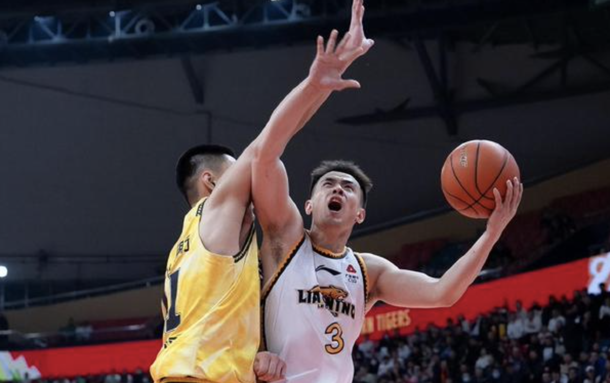 雷火电竞亚洲先驱-辽宁遭遇两连败，冲击前四受挫