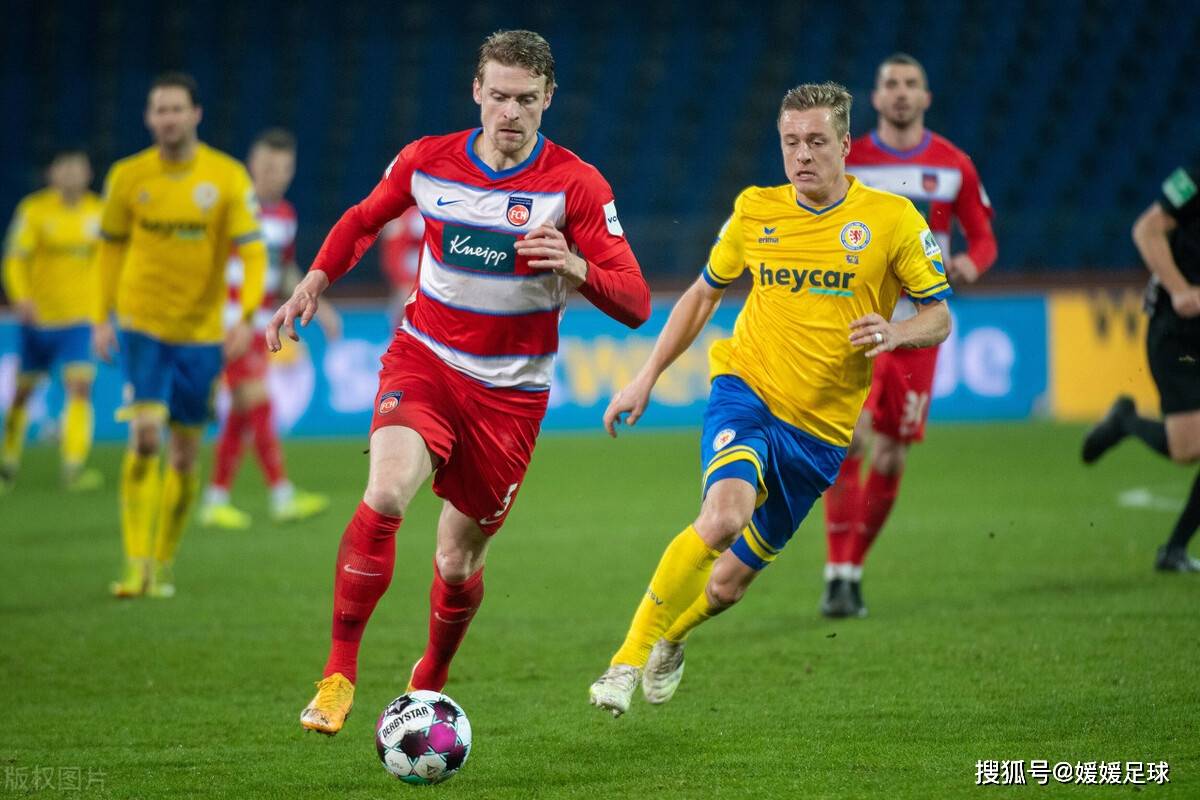 柏林赫塔在主场战平了沃尔夫斯堡队，保持不败记录的简单介绍