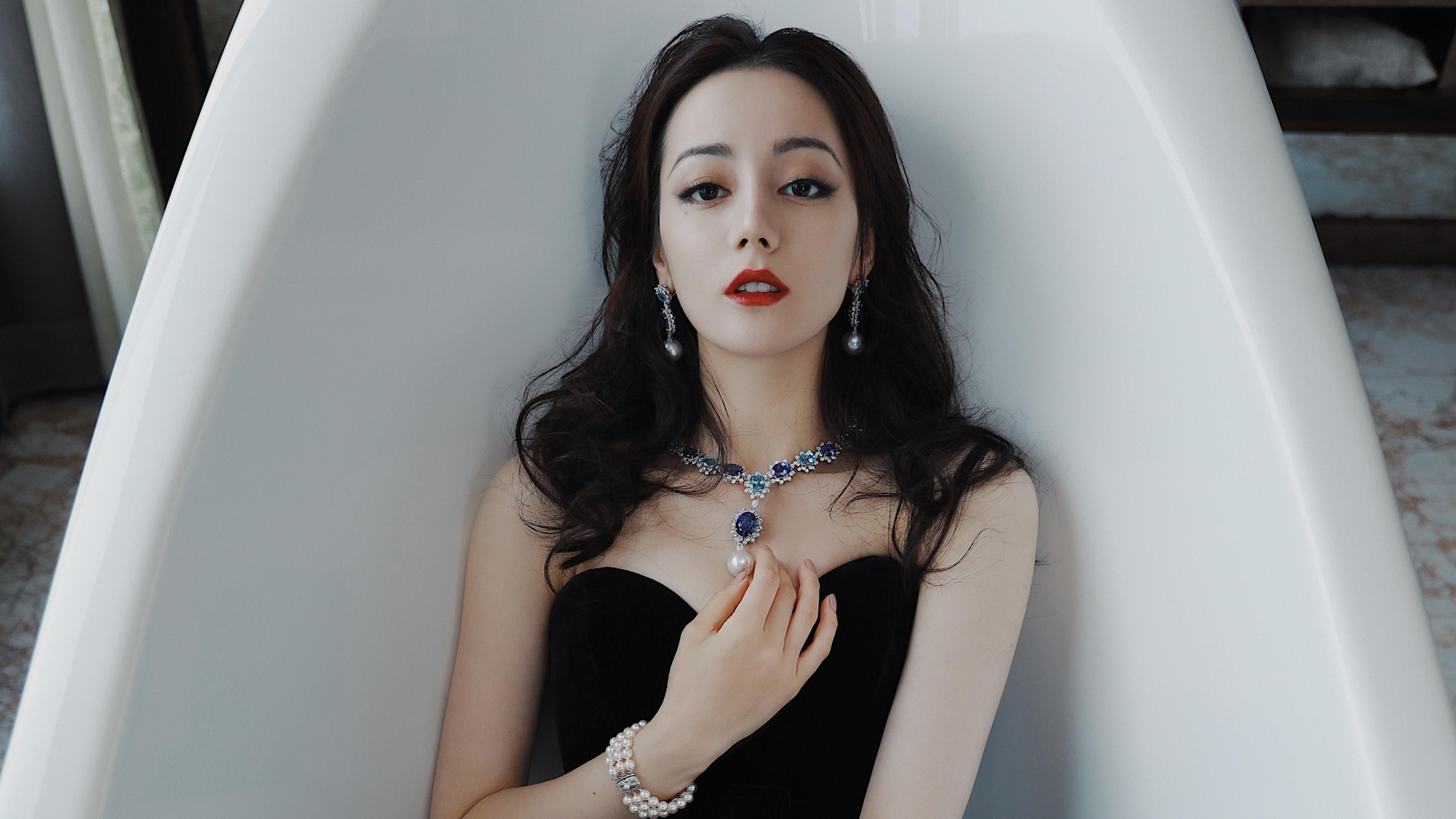 压力解码,卢卡库的沉默怒吼与德国战车的无声革命