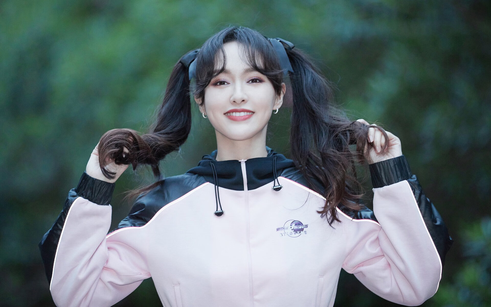 雷火电竞亚洲先驱-开拓者对阵猛龙，勒布朗·詹姆斯的自我救赎启示