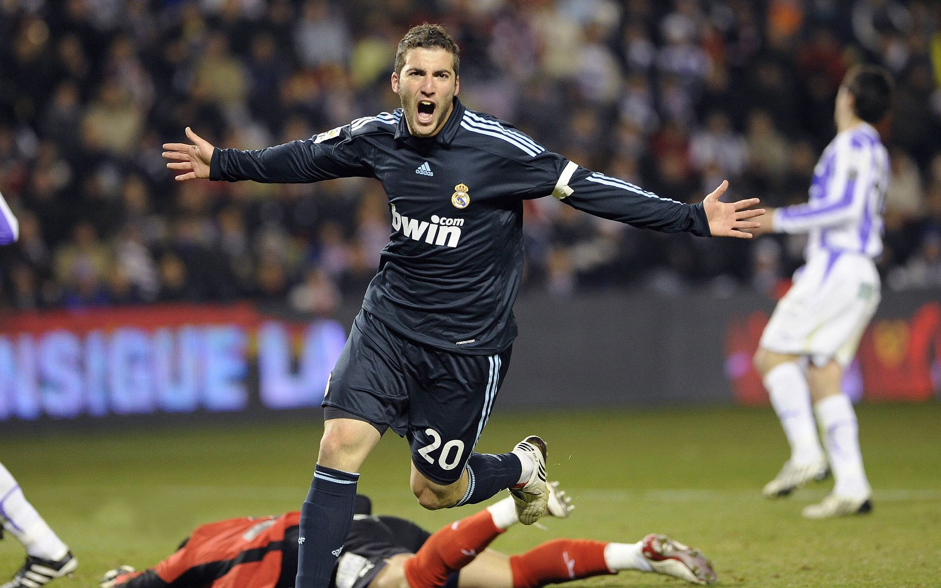 破晓之前，贝林厄姆如何在西决生死夜重新绘制时间线